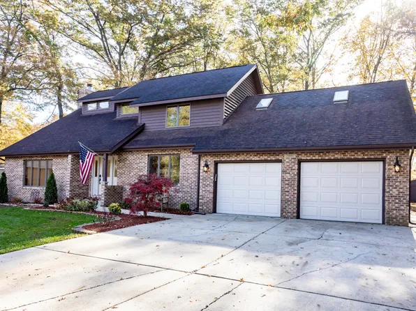2001 Union Ave, Chesterton, IN 46304