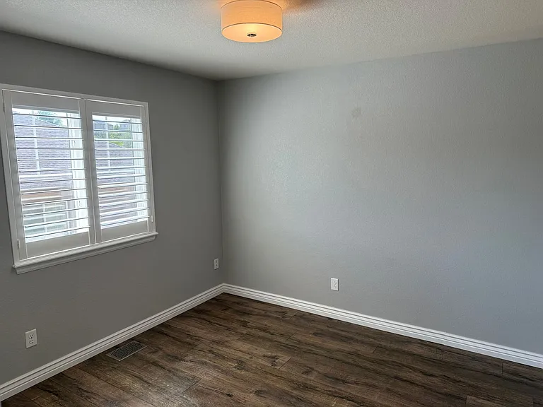 25084 E Pinewood Pl — Photo 9