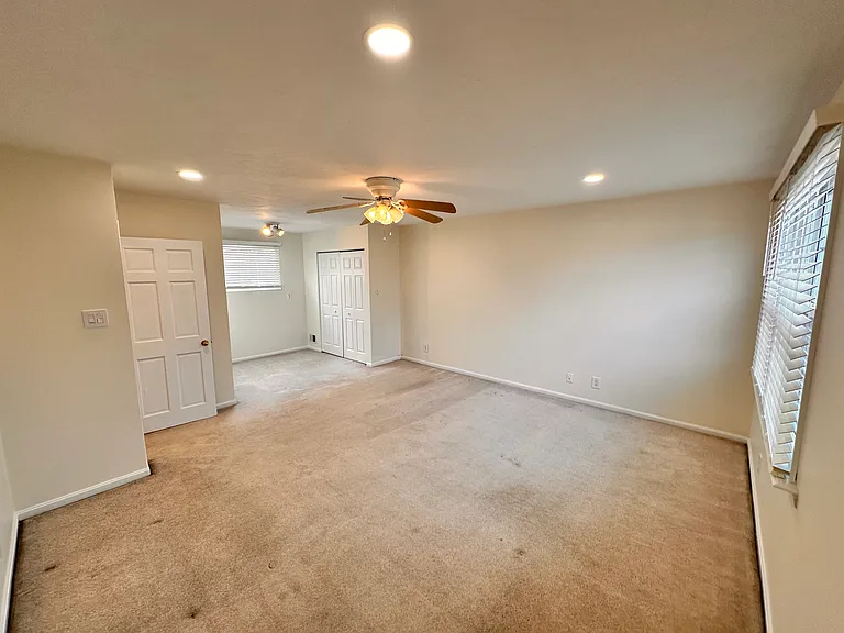 3420 New Jersey Ct — Photo 8