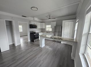 101 S Moss St APT D, Leesburg, FL 34748