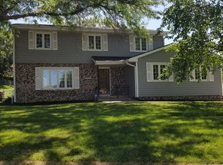 11247 Sahler St, Omaha, NE 68164