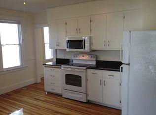 58 Fennbrook Rd, West Hartford, CT 06119