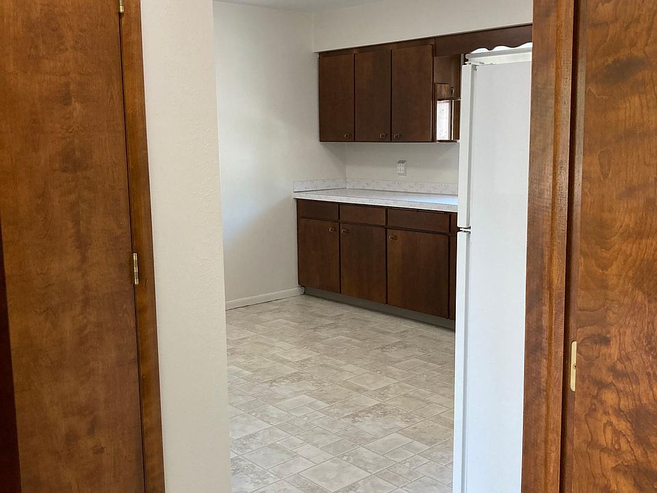 Entrance into apartment looking into the Kitchen
