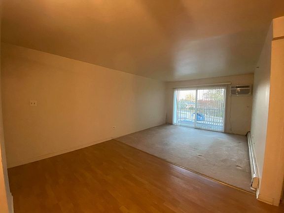 4th image of 10086 S 84th Ter #304