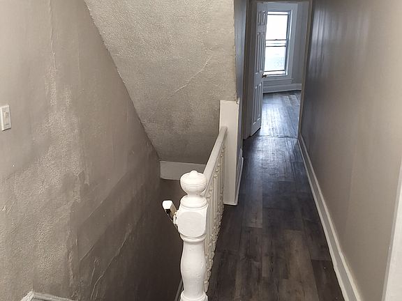 3rd image of 11 S Webster Ave Unit 3