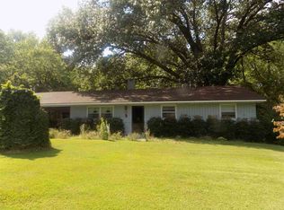 1212 S Lexington St, Trenton, TN 38382