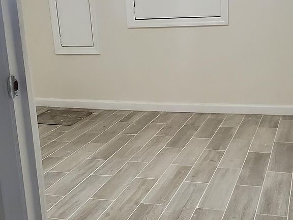 3rd image of 25 Francis Ct