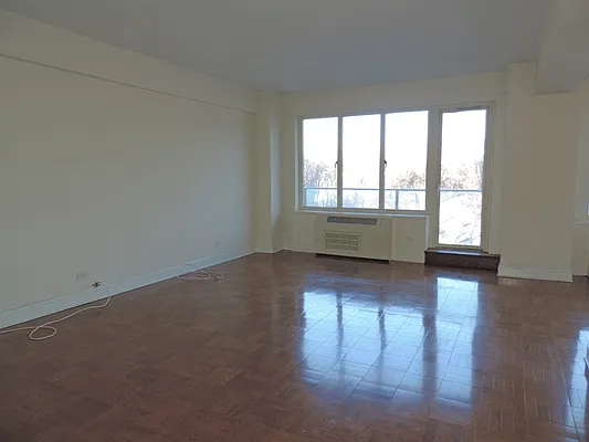 Rented by essential NEW YORK Real Estate | media 33