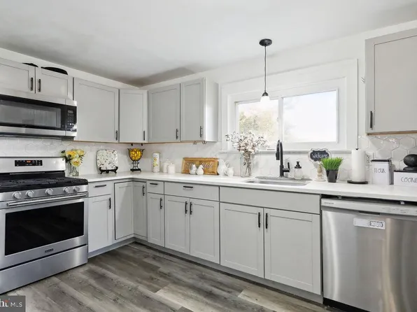 167 Erial Rd, Pine Hill, NJ 08021