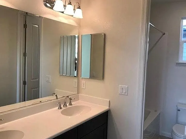 5046 Bonanza Dr — Photo 10
