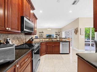10927 La Salinas Cir, Boca Raton, FL 33428
