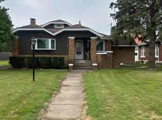 2906 Avenue L, Fort Madison, IA 52627