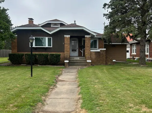2906 Avenue L, Fort Madison, IA 52627