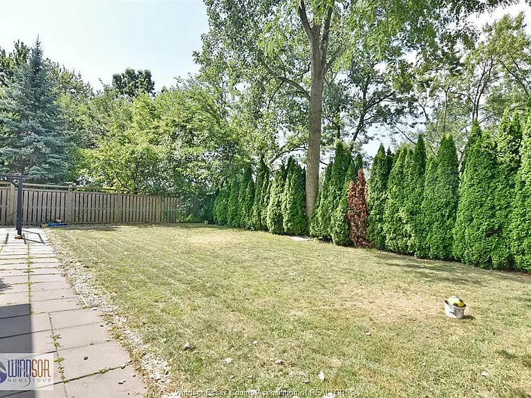 4305 Casgrain Dr #UPPER — Photo 43