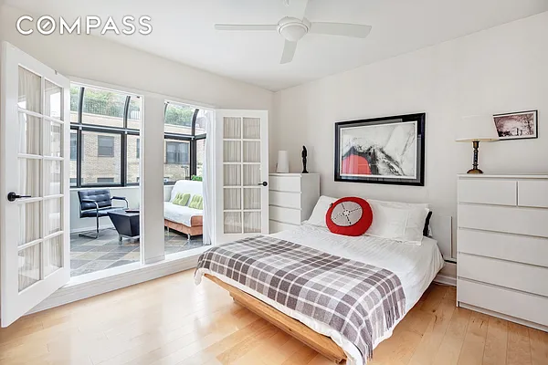 Sold by Compass | media 20