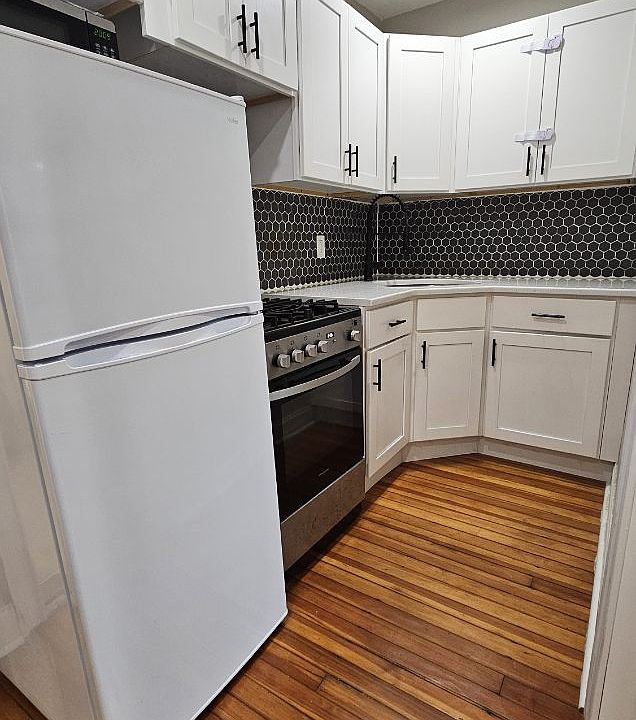 1st image of 359 State St APT 2R