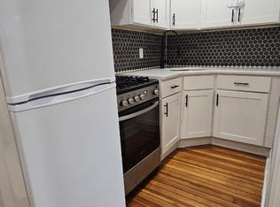 359 State St APT 2R, Albany, NY 12210