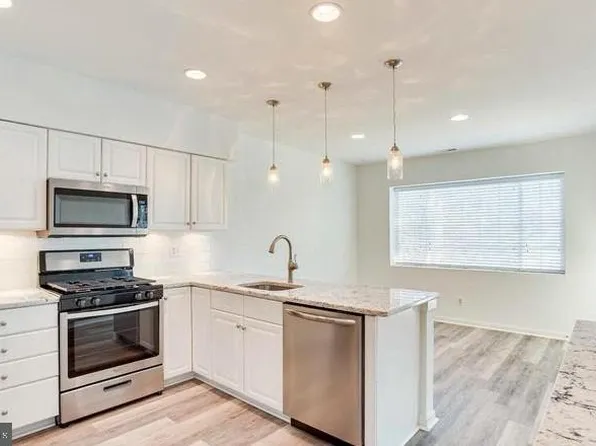 416 Rockfleet Rd Unit 201, Lutherville Timonium, MD 21093