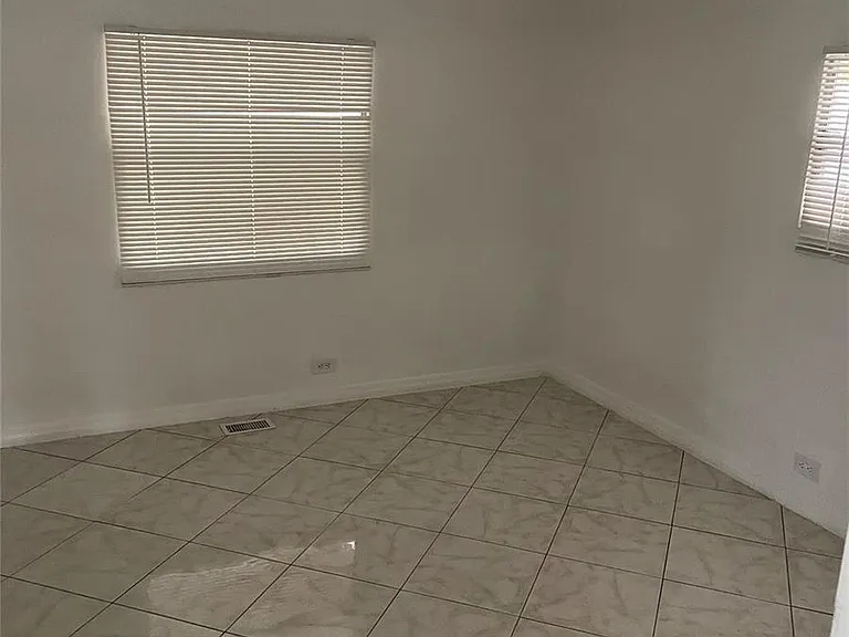 8580 SW 23rd Pl — Photo 8