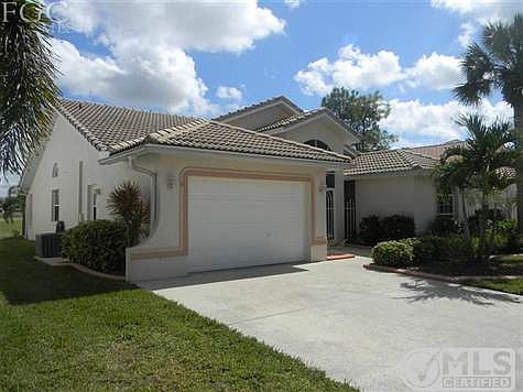 3rd image of 3991 Sabal Springs Blvd