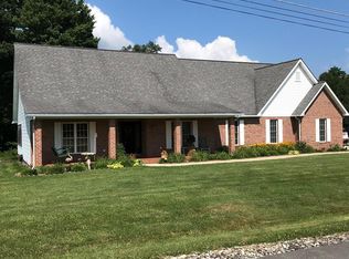 144 Lady Slipper Cir, Beaver, WV 25813