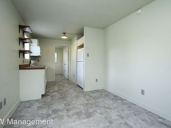 4th image of 505 E 32nd St #9192919
