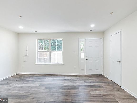 5th image of 20222 Harbor Tree Rd