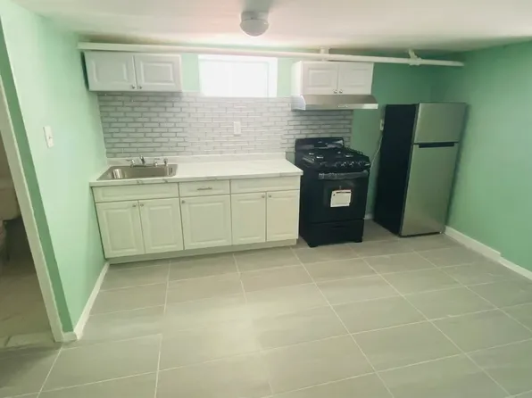 19022 111th Rd, Saint Albans, NY 11412