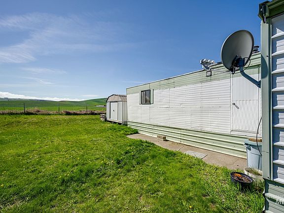5th image of 913 W Palouse River Dr Trailer 37