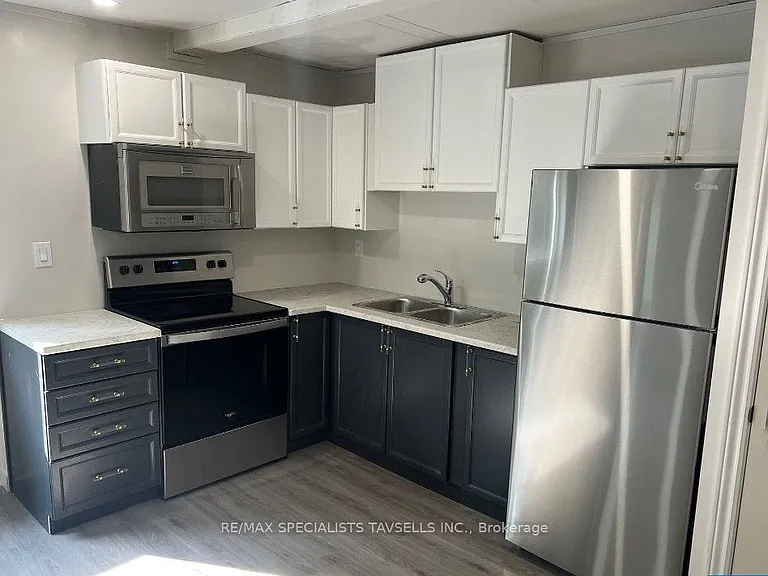 2 McKenzie St #2 — Photo 6