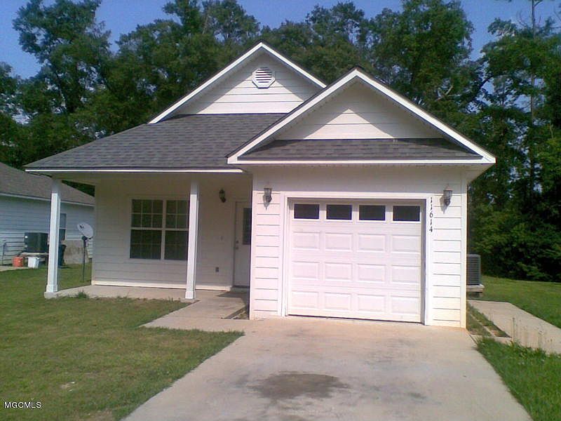 1st image of 11614 Oaklane Dr