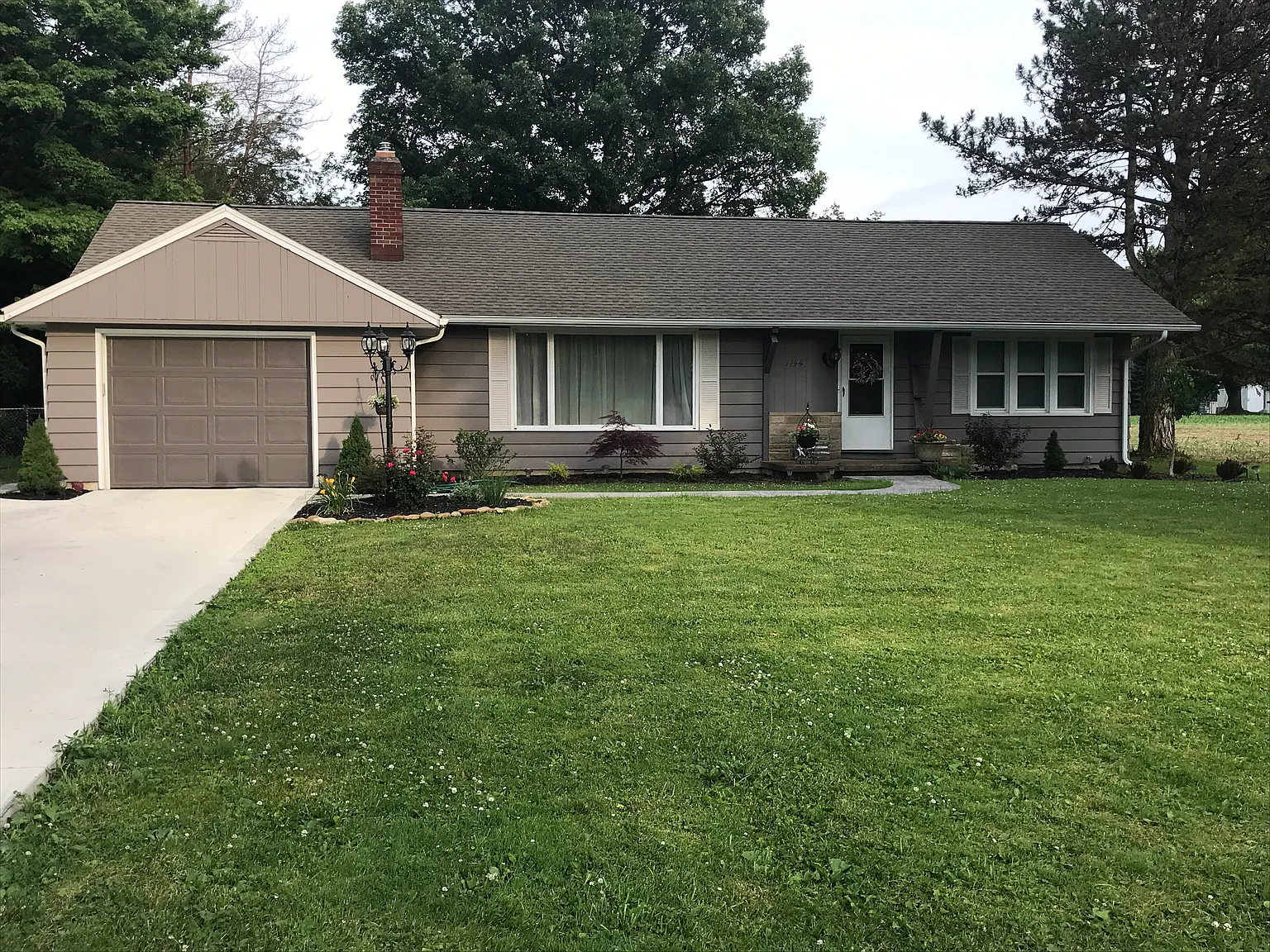 1144 Huron Avery Rd photo 1