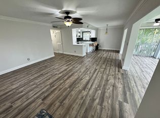 1549 Sandpiper St #16, Naples, FL 34112