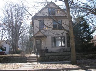 701 W Washington St #1-2, Urbana, IL