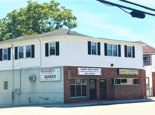 632 Hartford Ave, Providence, RI 02909