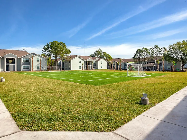 Lake Weston Point Apartments — Photo 10