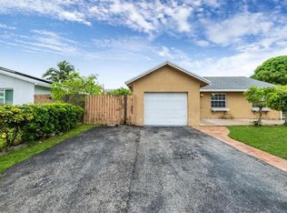 7209 SW 3rd Ct, North Lauderdale, FL 33068
