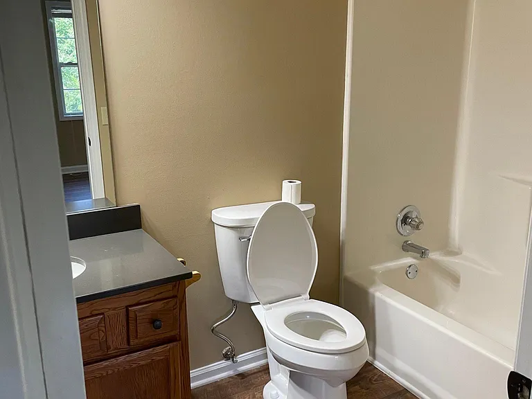 928 Nottingham Dr — Photo 21