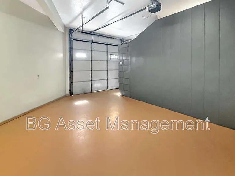 701 San Pablo Ave #10 — Photo 12