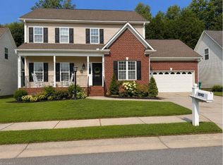 2542 Brook Stone Dr, Clemmons, NC 27012