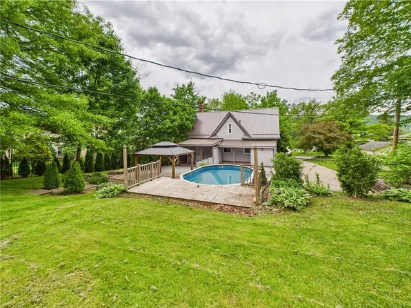 712 W Main St, Smethport, PA 16749