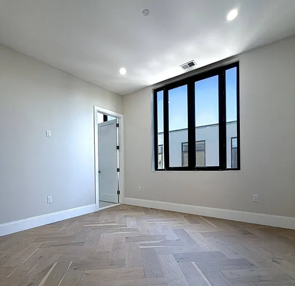 1 Jackson St #302 — Photo 25