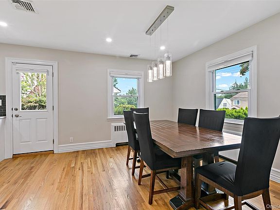 4th image of 63 White Road