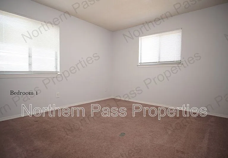 3400 Blue Earth Ln #D — Photo 8