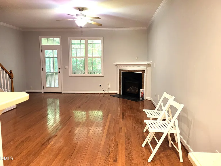 103 Jamison Woods Ln — Photo 4