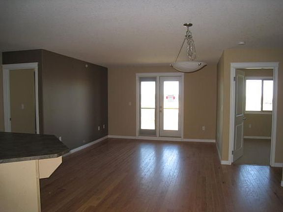 3rd image of 300 Spruce Ridge Rd #411