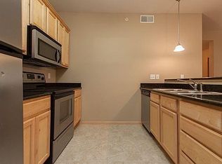 1175 Alexander Way UNIT 202, North Liberty, IA 52317