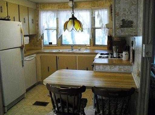 5th image of 533 Hickory Ct