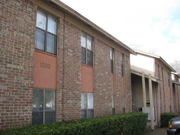 1203 W 49th St APT C, Austin, TX 78756