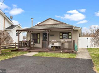 2552 Buffalo Ave, Trevose, PA